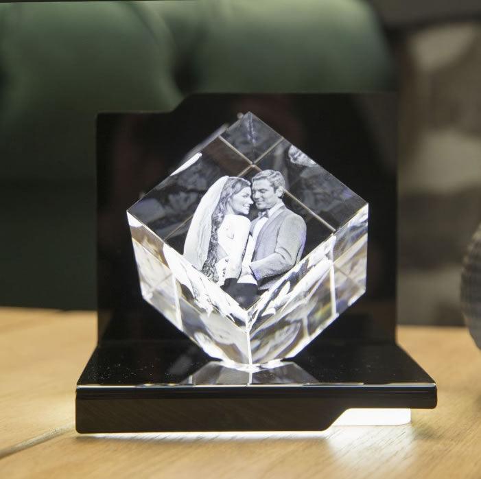 Virtuoso Socle Lumineux - Éclairage LED Élégant pour Gravures - Cadeaux en verre