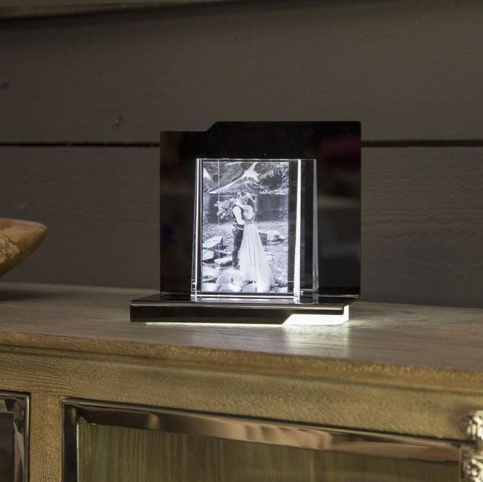 Capriccio Socle Lumineux - Éclairage LED pour Objets Décoratifs - Cadeaux en verre