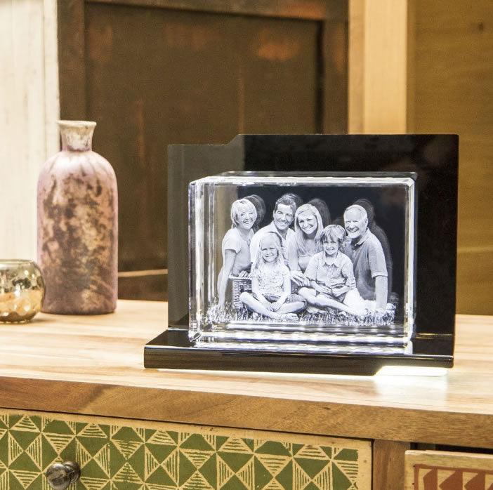 Serenata Socle Lumineux - Éclairage LED Élégant pour Objets Gravés - Cadeaux en verre